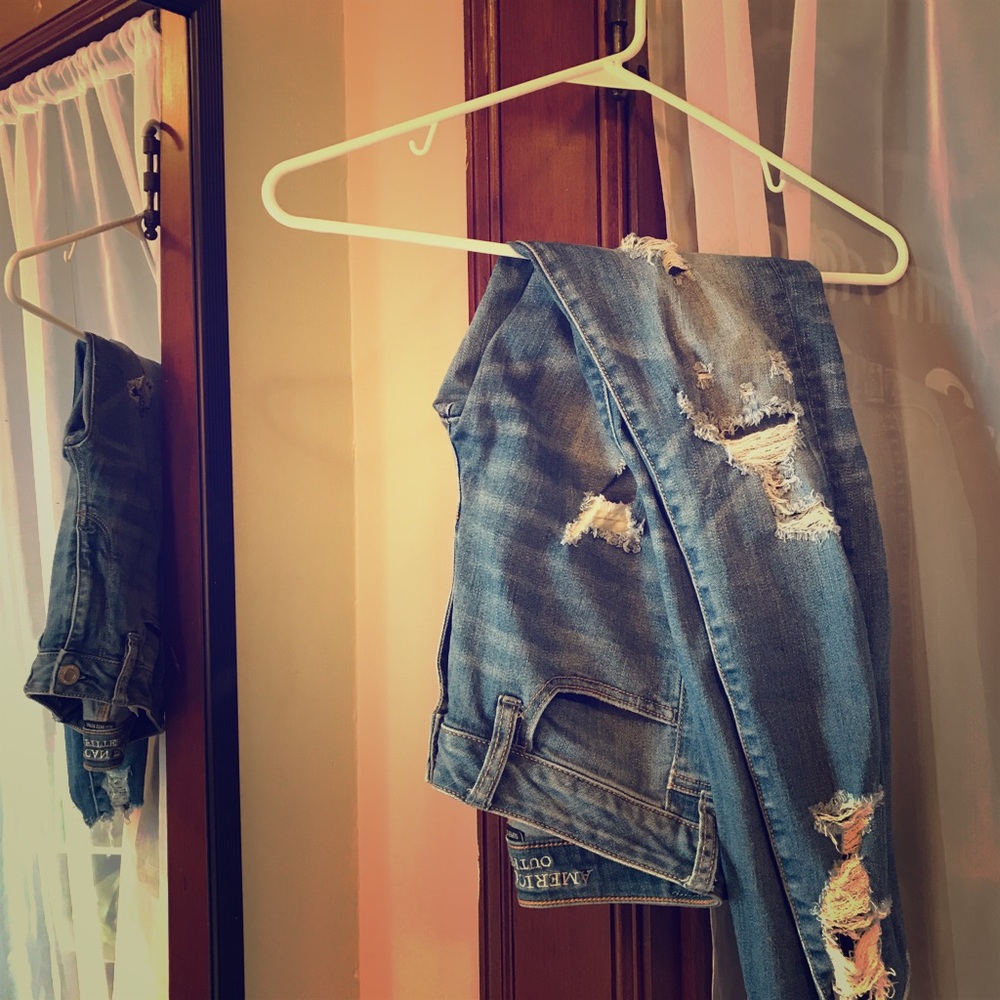 American Eagle Ripped Jeans